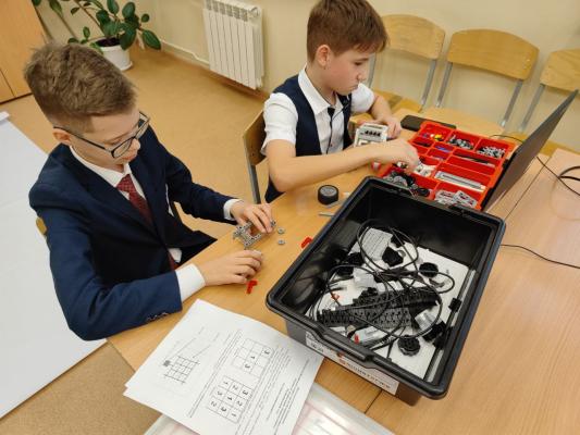 photo2025-12-2310-38-16