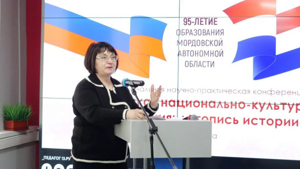 P1128396
